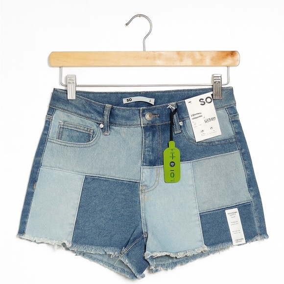 Junior’s NEW SO patchwork high rise shortie shorts. Sz 3. 26” waist, 2.5 Inseam - Picture 1 of 2